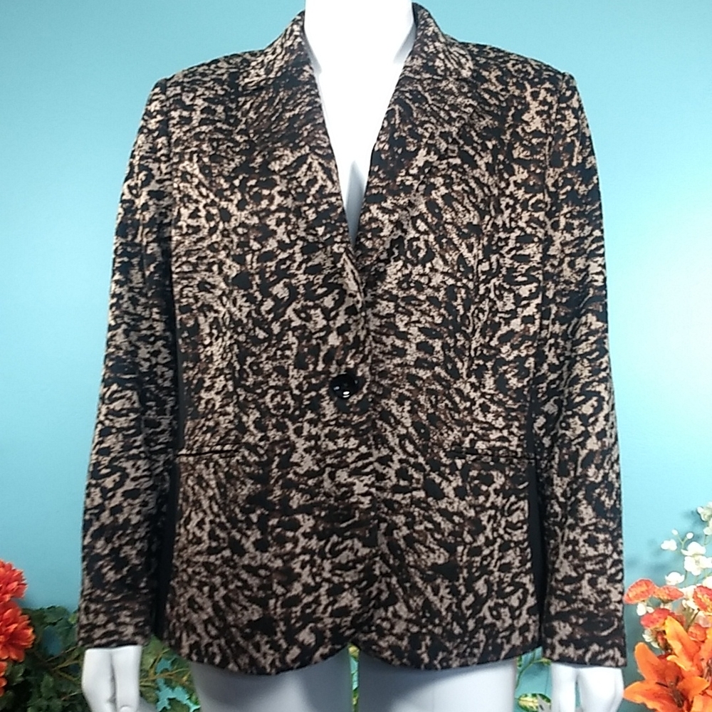 NWT Rafaela Leopard print sport jacket